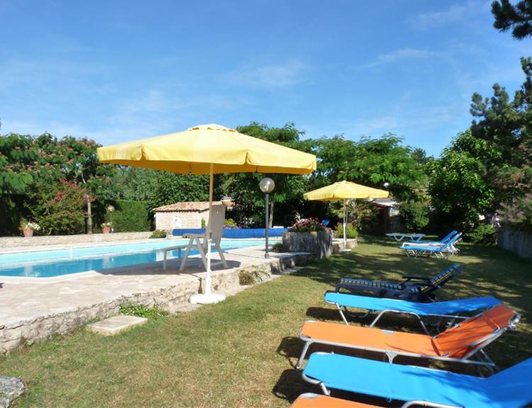 Gites Chez Belliveau Meursac Buitenkant foto